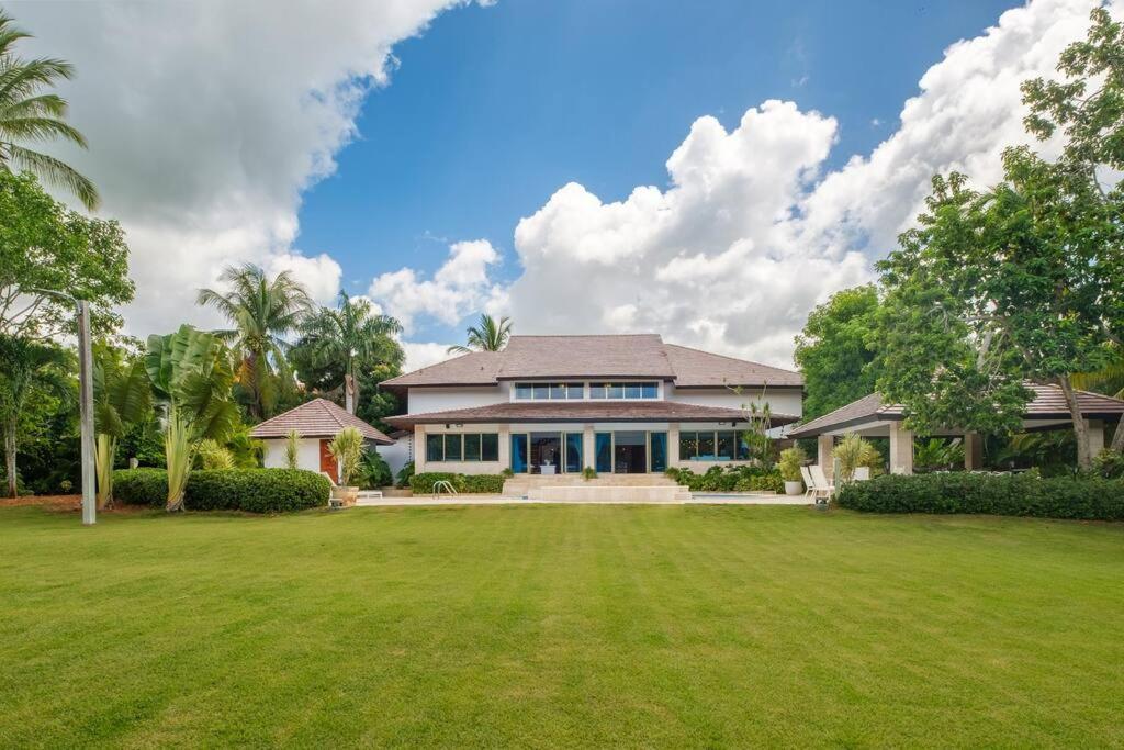 Villa Monarca, 4 Minutes Away From Minitas ラ・ロマーナ エクステリア 写真